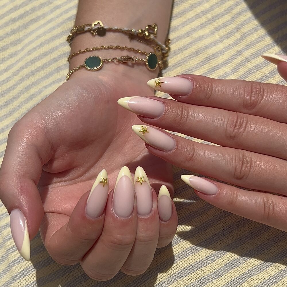 Extensions d'ongles réalisées par Haloa Institut